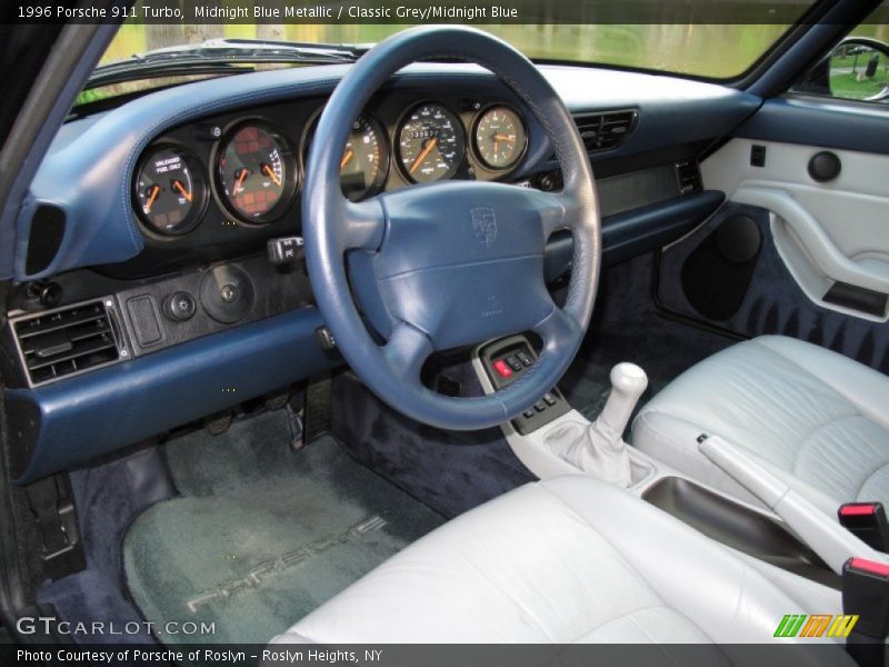 Dashboard of 1996 911 Turbo