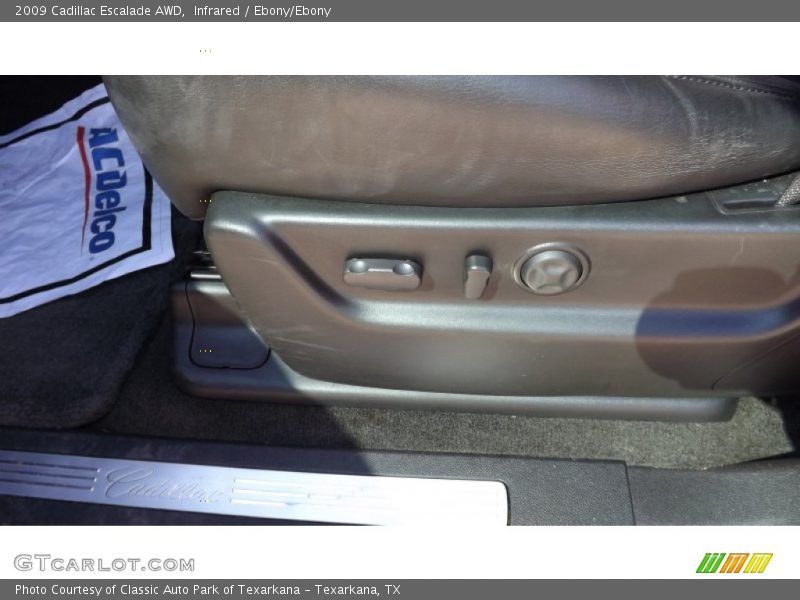 Infrared / Ebony/Ebony 2009 Cadillac Escalade AWD