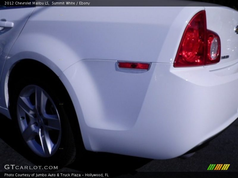 Summit White / Ebony 2012 Chevrolet Malibu LS