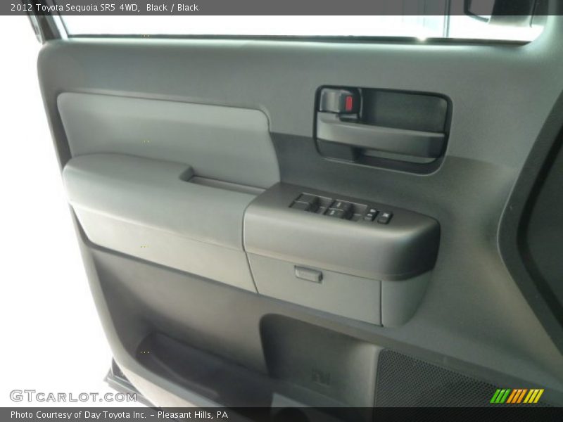 Black / Black 2012 Toyota Sequoia SR5 4WD