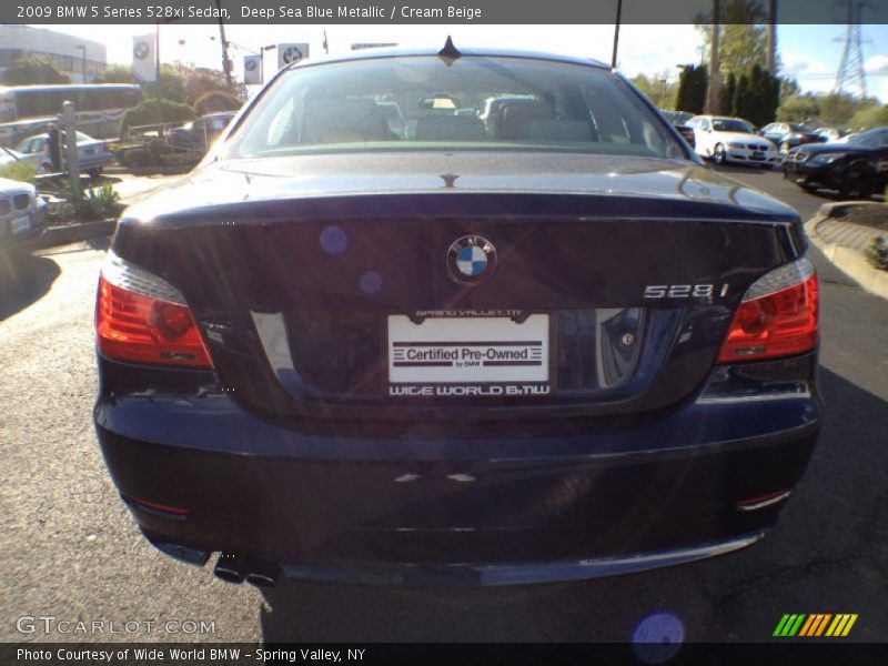 Deep Sea Blue Metallic / Cream Beige 2009 BMW 5 Series 528xi Sedan