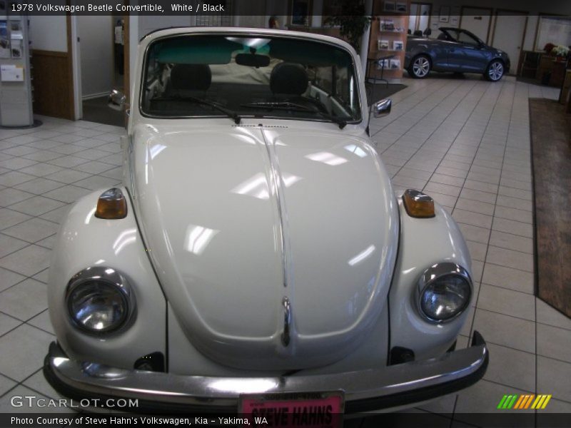 White / Black 1978 Volkswagen Beetle Convertible