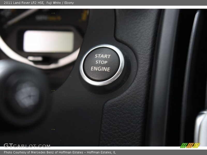 Fuji White / Ebony 2011 Land Rover LR2 HSE