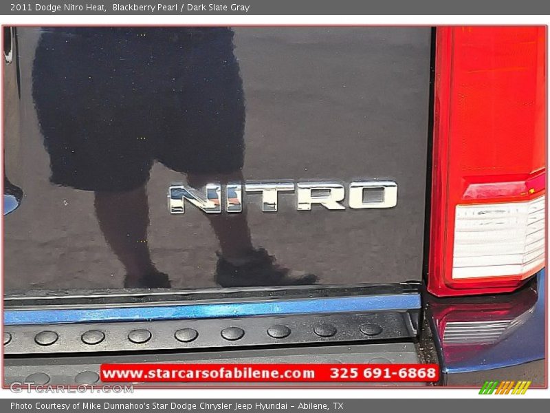 Blackberry Pearl / Dark Slate Gray 2011 Dodge Nitro Heat