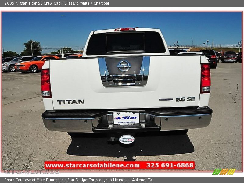 Blizzard White / Charcoal 2009 Nissan Titan SE Crew Cab