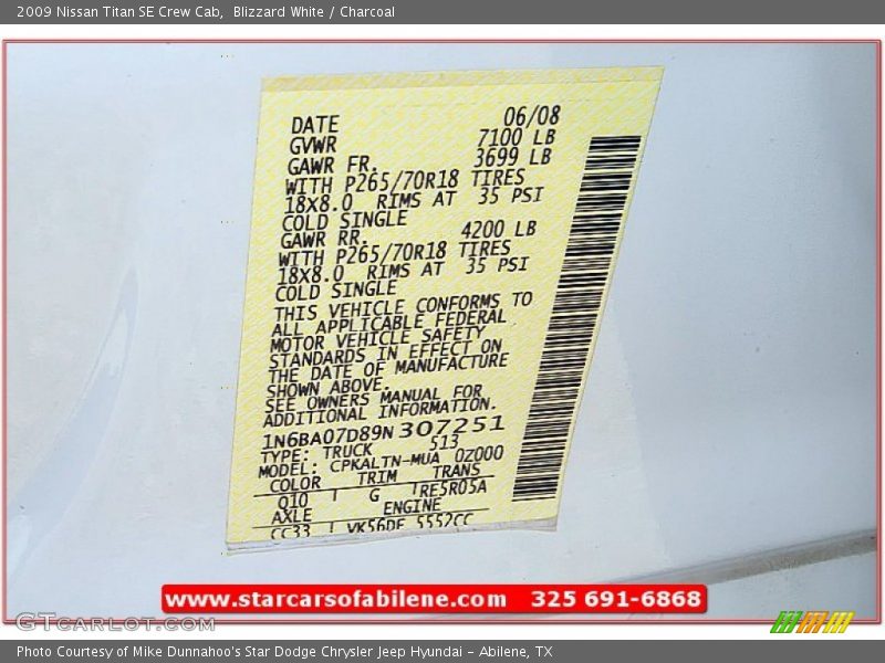 Blizzard White / Charcoal 2009 Nissan Titan SE Crew Cab
