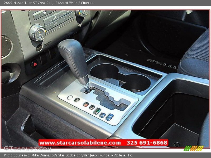 Blizzard White / Charcoal 2009 Nissan Titan SE Crew Cab