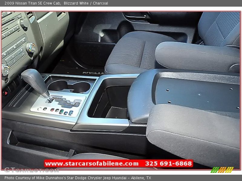 Blizzard White / Charcoal 2009 Nissan Titan SE Crew Cab