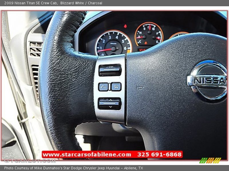 Blizzard White / Charcoal 2009 Nissan Titan SE Crew Cab