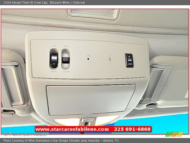 Blizzard White / Charcoal 2009 Nissan Titan SE Crew Cab