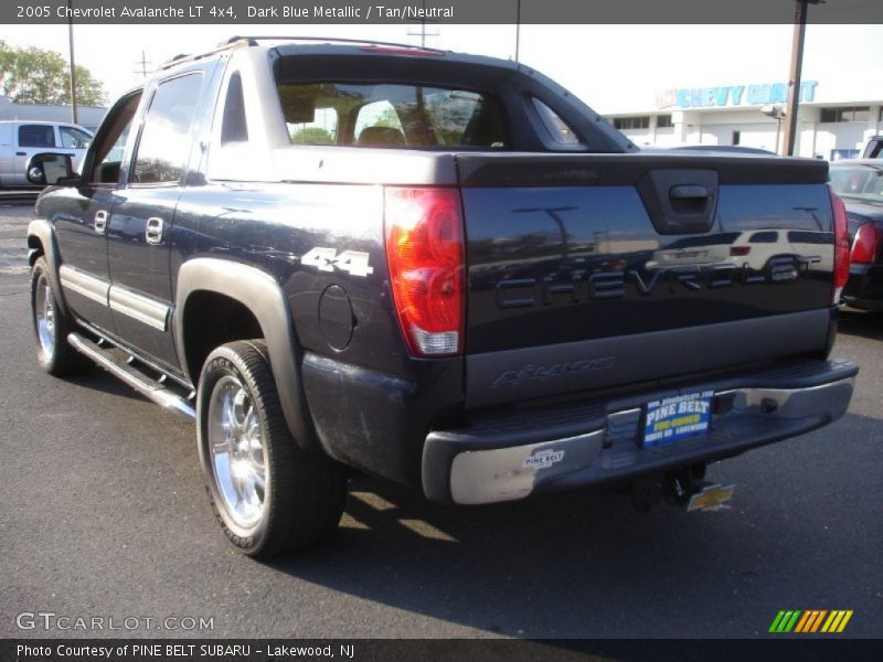 Dark Blue Metallic / Tan/Neutral 2005 Chevrolet Avalanche LT 4x4