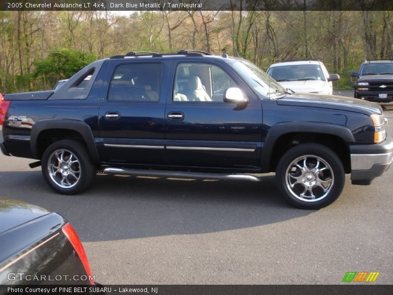 Dark Blue Metallic / Tan/Neutral 2005 Chevrolet Avalanche LT 4x4