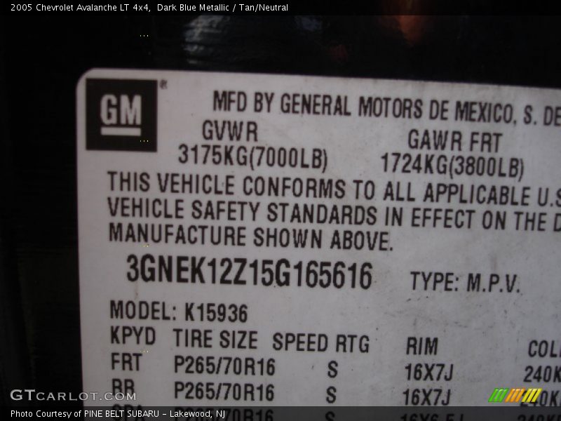 Dark Blue Metallic / Tan/Neutral 2005 Chevrolet Avalanche LT 4x4