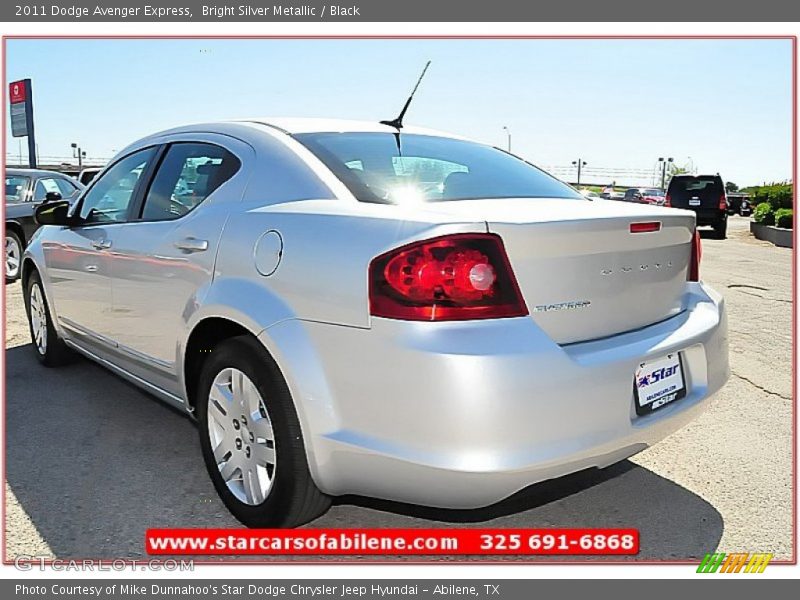 Bright Silver Metallic / Black 2011 Dodge Avenger Express