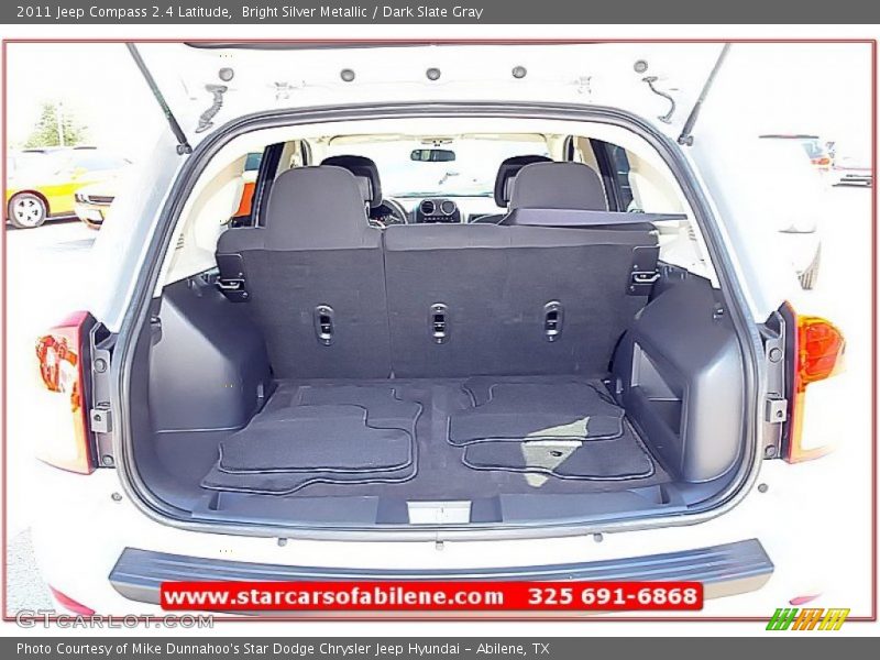Bright Silver Metallic / Dark Slate Gray 2011 Jeep Compass 2.4 Latitude