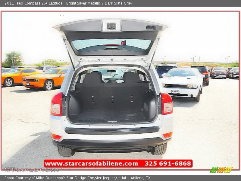 Bright Silver Metallic / Dark Slate Gray 2011 Jeep Compass 2.4 Latitude