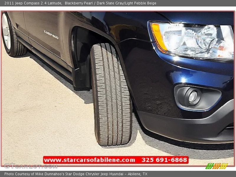 Blackberry Pearl / Dark Slate Gray/Light Pebble Beige 2011 Jeep Compass 2.4 Latitude