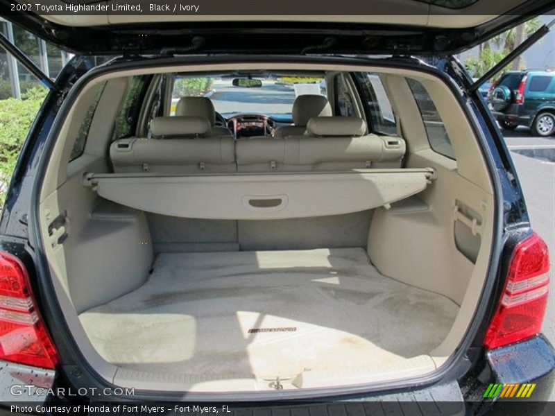 Black / Ivory 2002 Toyota Highlander Limited