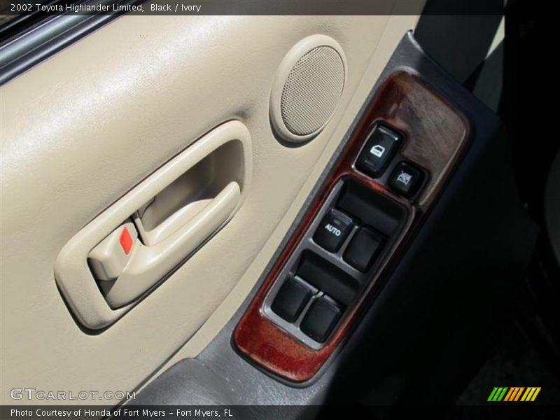 Black / Ivory 2002 Toyota Highlander Limited