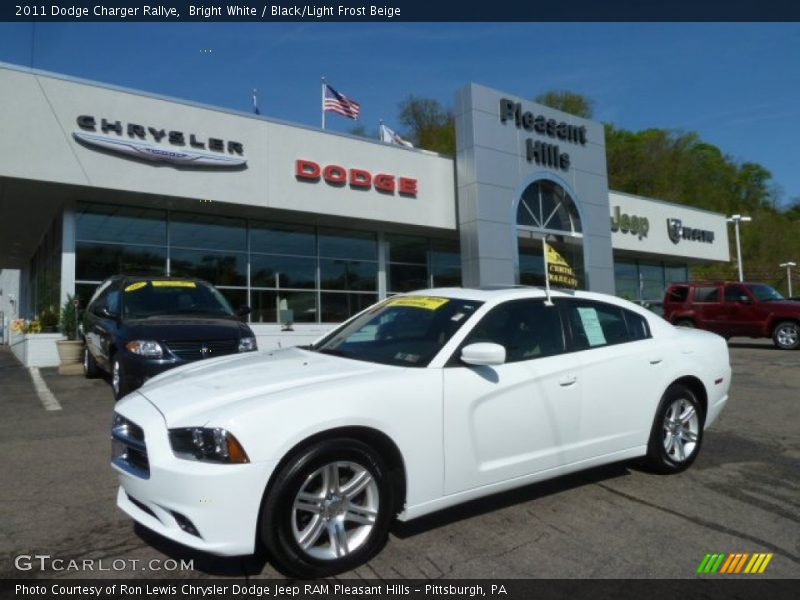 Bright White / Black/Light Frost Beige 2011 Dodge Charger Rallye