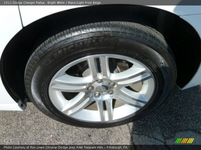 Bright White / Black/Light Frost Beige 2011 Dodge Charger Rallye