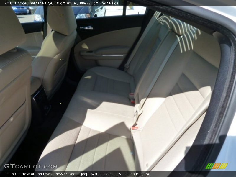 Bright White / Black/Light Frost Beige 2011 Dodge Charger Rallye