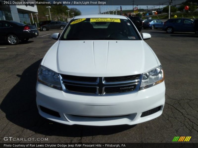 Bright White / Black/Light Frost Beige 2011 Dodge Avenger Mainstreet