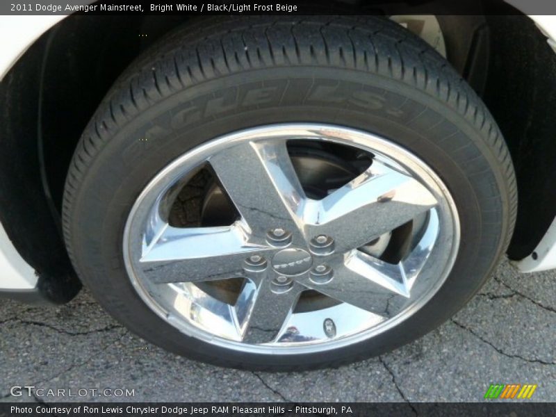 Bright White / Black/Light Frost Beige 2011 Dodge Avenger Mainstreet
