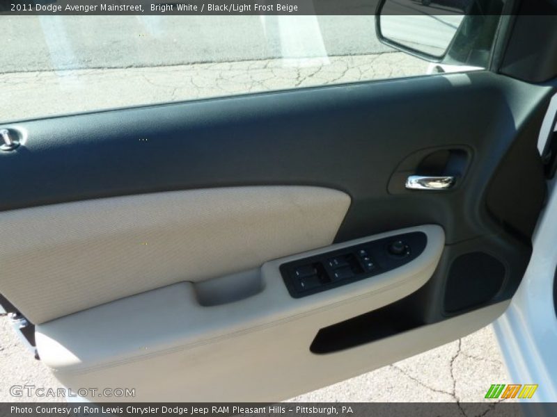 Bright White / Black/Light Frost Beige 2011 Dodge Avenger Mainstreet
