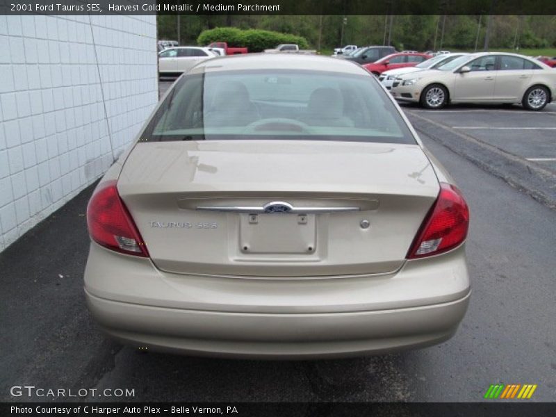 Harvest Gold Metallic / Medium Parchment 2001 Ford Taurus SES
