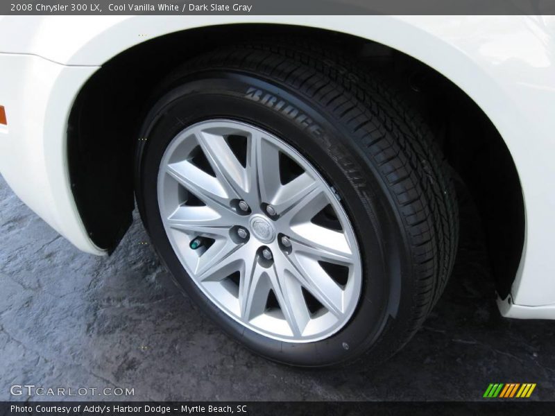 Cool Vanilla White / Dark Slate Gray 2008 Chrysler 300 LX