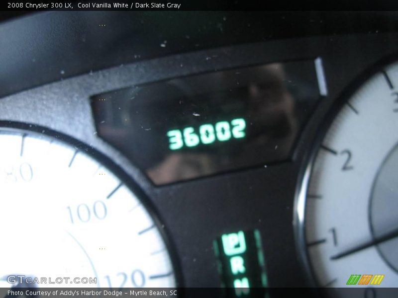 Cool Vanilla White / Dark Slate Gray 2008 Chrysler 300 LX