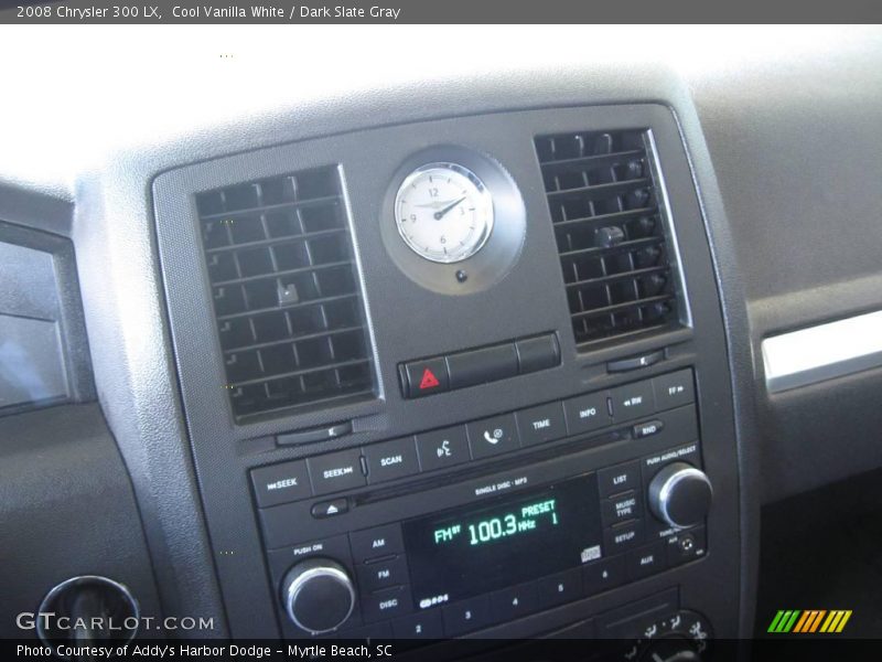 Cool Vanilla White / Dark Slate Gray 2008 Chrysler 300 LX