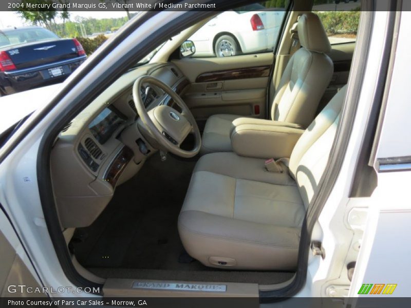 Vibrant White / Medium Parchment 2004 Mercury Grand Marquis GS