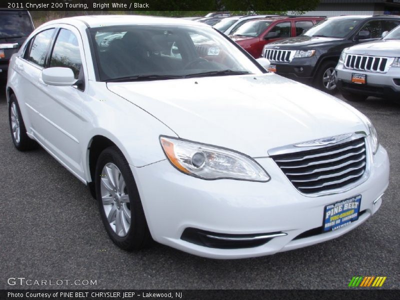 Bright White / Black 2011 Chrysler 200 Touring