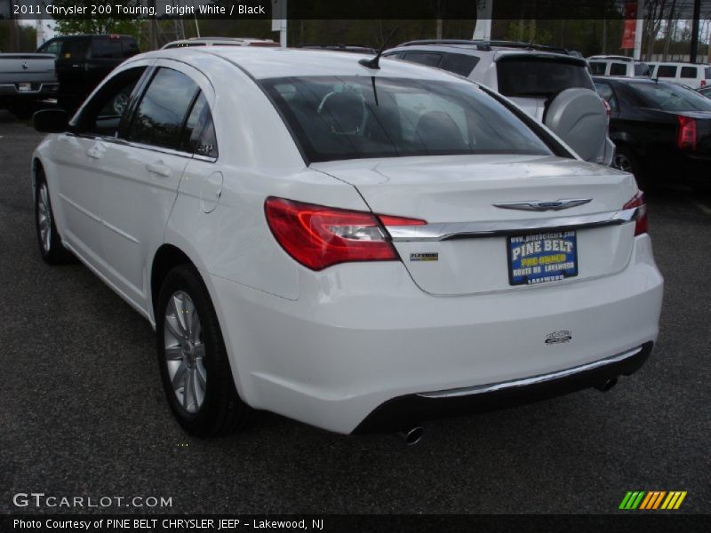 Bright White / Black 2011 Chrysler 200 Touring