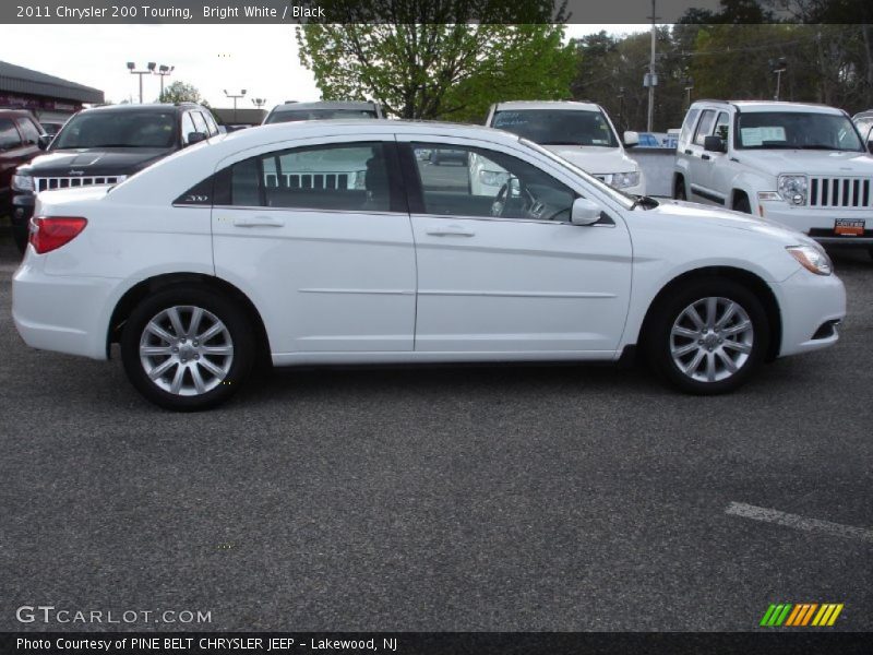 Bright White / Black 2011 Chrysler 200 Touring