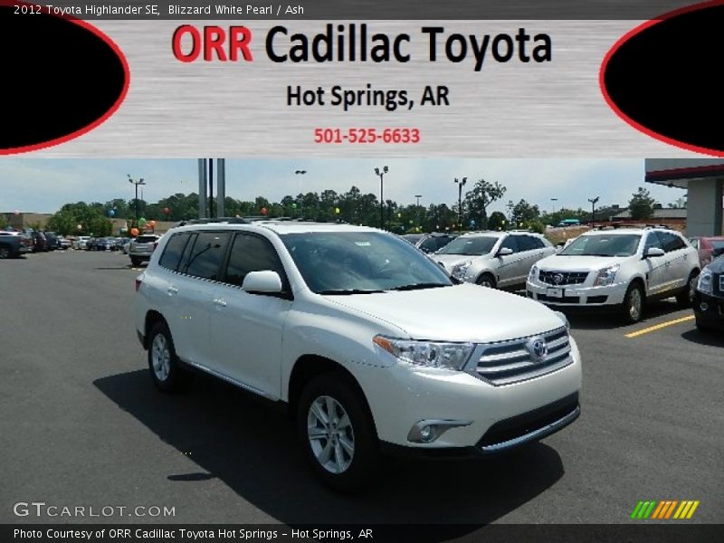 Blizzard White Pearl / Ash 2012 Toyota Highlander SE