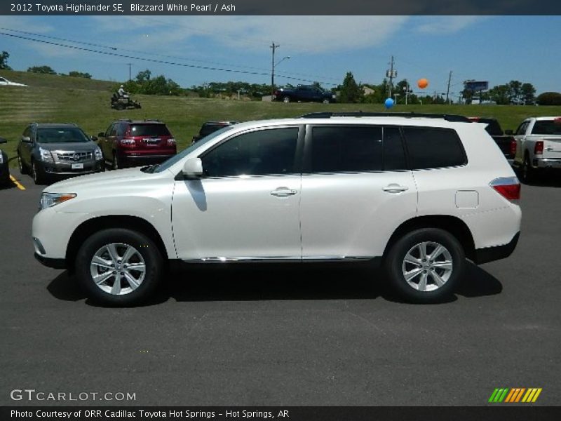 Blizzard White Pearl / Ash 2012 Toyota Highlander SE