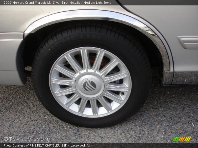 Silver Birch Metallic / Medium Light Stone 2009 Mercury Grand Marquis LS