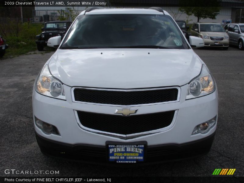 Summit White / Ebony 2009 Chevrolet Traverse LT AWD