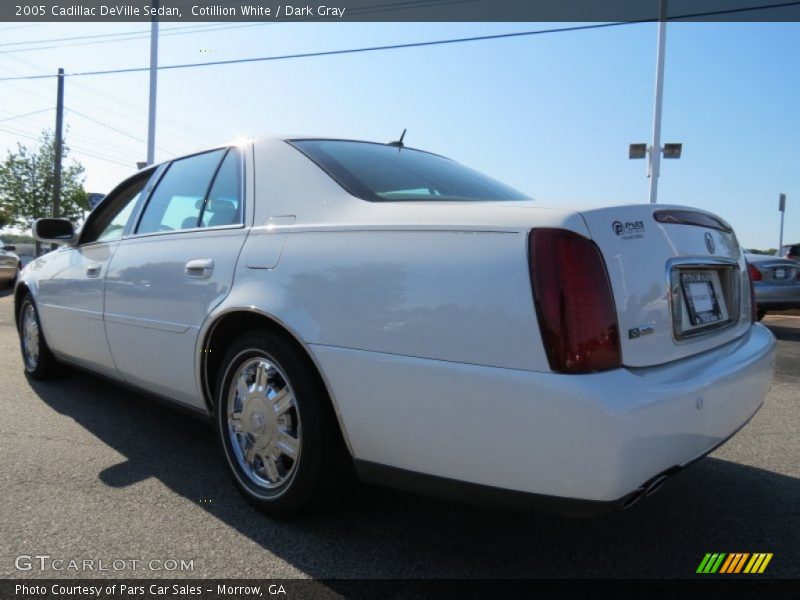 Cotillion White / Dark Gray 2005 Cadillac DeVille Sedan