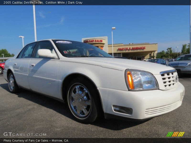 Cotillion White / Dark Gray 2005 Cadillac DeVille Sedan