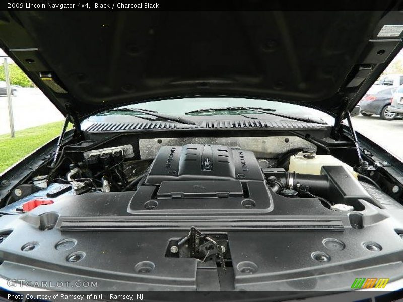 Black / Charcoal Black 2009 Lincoln Navigator 4x4