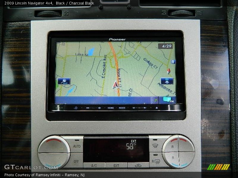 Black / Charcoal Black 2009 Lincoln Navigator 4x4