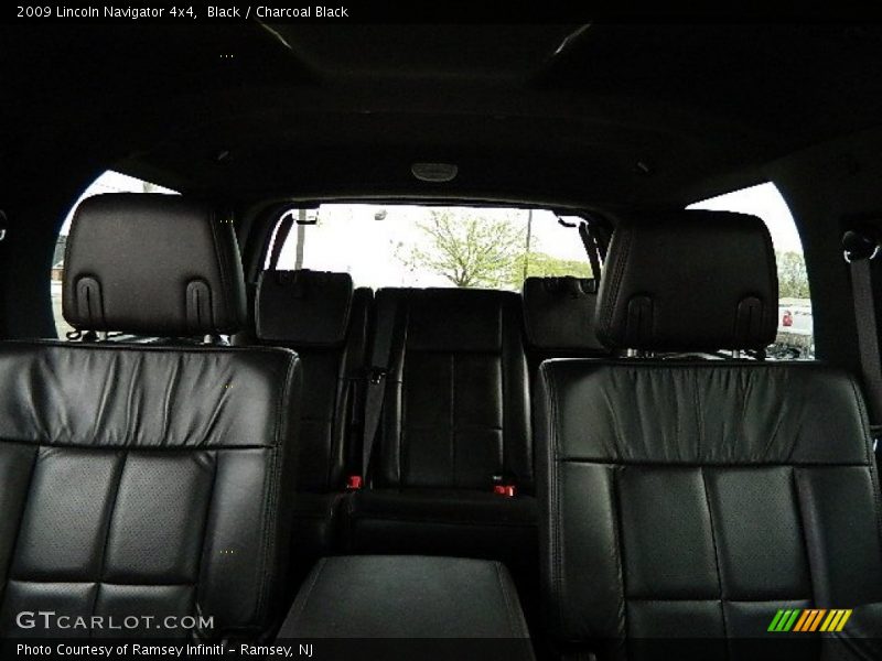 Black / Charcoal Black 2009 Lincoln Navigator 4x4