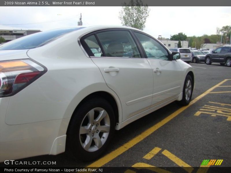Winter Frost Pearl / Blond 2009 Nissan Altima 2.5 SL