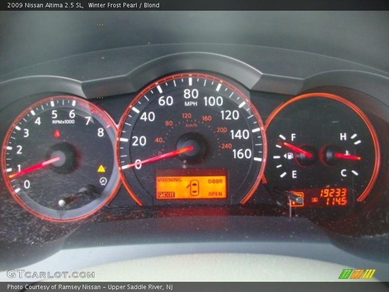 Winter Frost Pearl / Blond 2009 Nissan Altima 2.5 SL