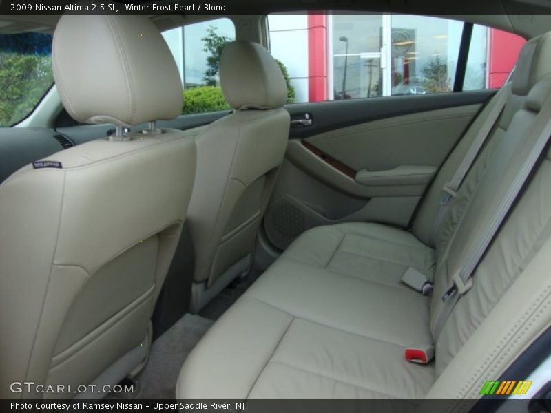 Winter Frost Pearl / Blond 2009 Nissan Altima 2.5 SL