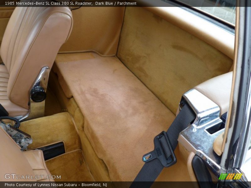 1985 SL Class 380 SL Roadster Parchment Interior